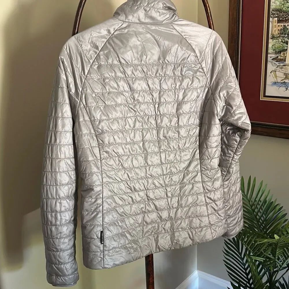 The North Face Packable Puffer Jacket - Picture 8 of 10